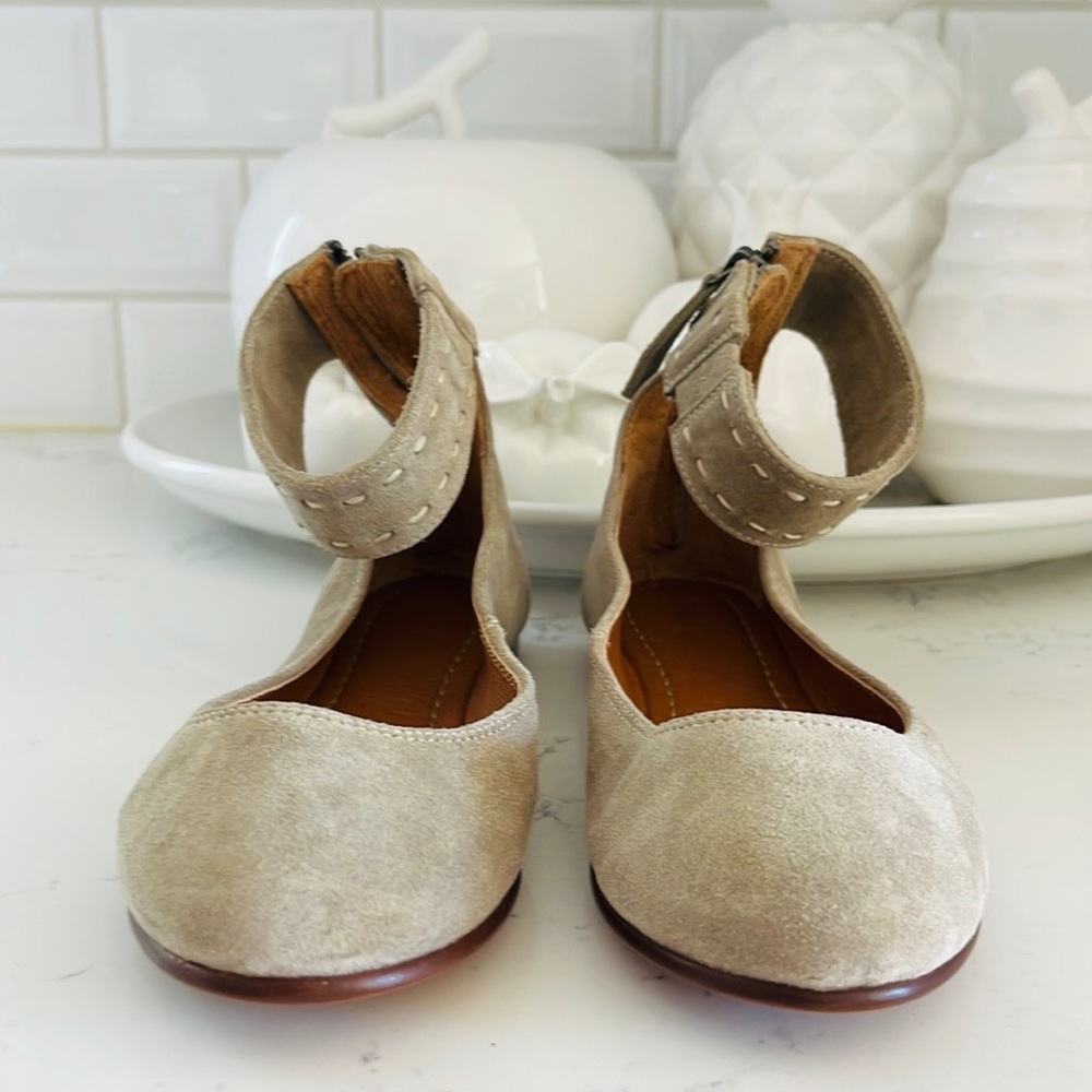 Frye Ash Suede Carson Ankle Strap Ballets Flats - Picture 2 of 14